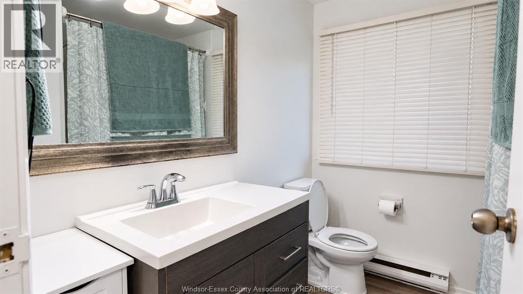 3096 Meadowbrook Lane Unit# 2, Windsor, Ontario  N8T 3H4 - Photo 3 - 26025344