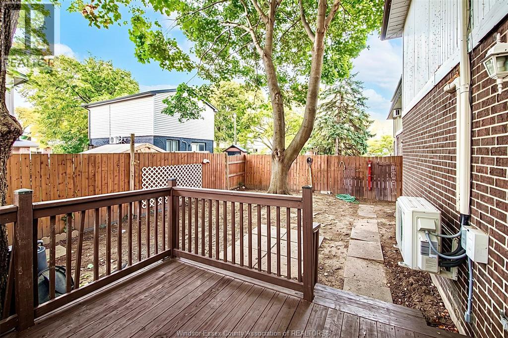 9370 Aire Court, Windsor, Ontario  N8S 4E6 - Photo 34 - 26025386