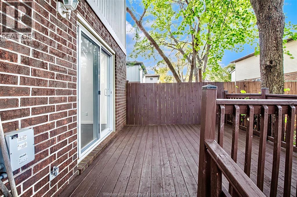 9370 Aire Court, Windsor, Ontario  N8S 4E6 - Photo 35 - 26025386