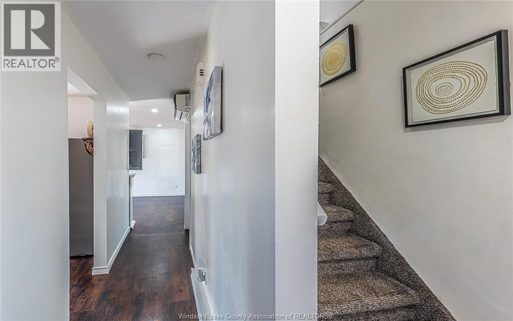 9370 Aire Court, Windsor, Ontario  N8S 4E6 - Photo 6 - 26025386