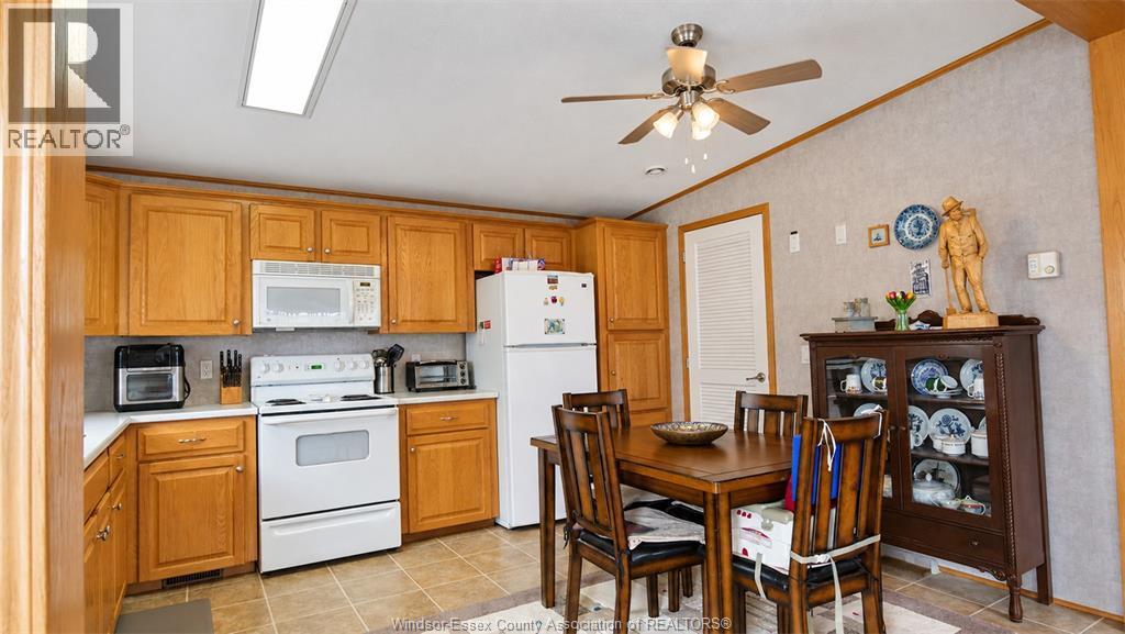 62 Malden Hill Drive, Amherstburg, Ontario  N9V 3E1 - Photo 11 - 26025524