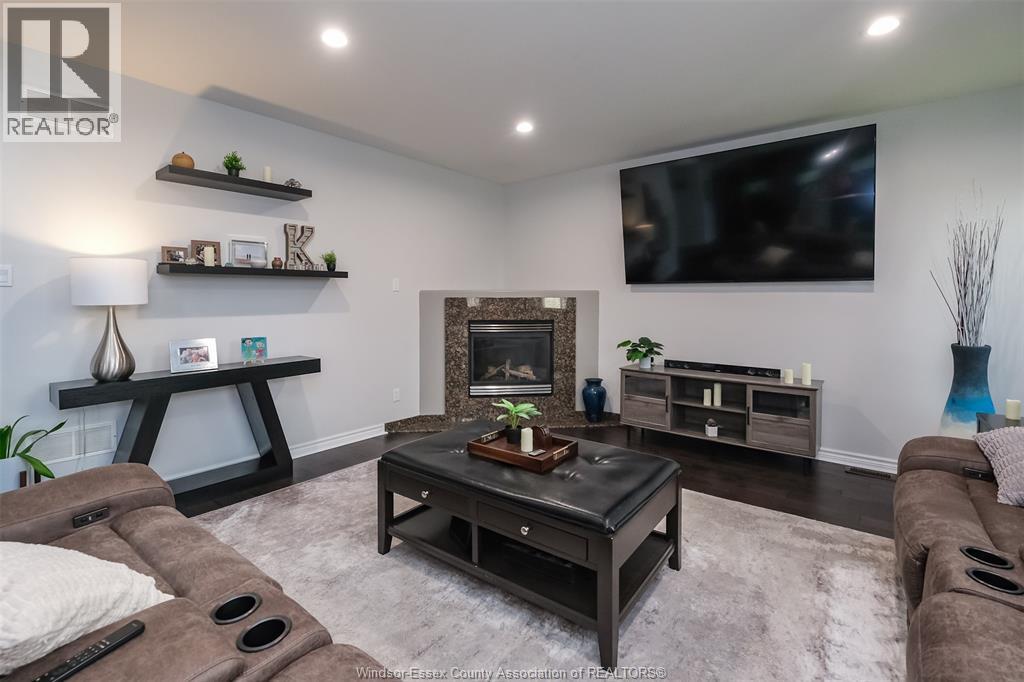 369 Pinehurst Drive, Lakeshore, Ontario  N8L 0V8 - Photo 7 - 26025571