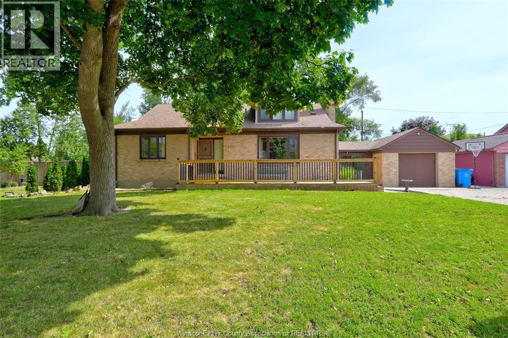 2574 Buckingham, Windsor, Ontario  N8T 2B6 - Photo 2 - 26025584