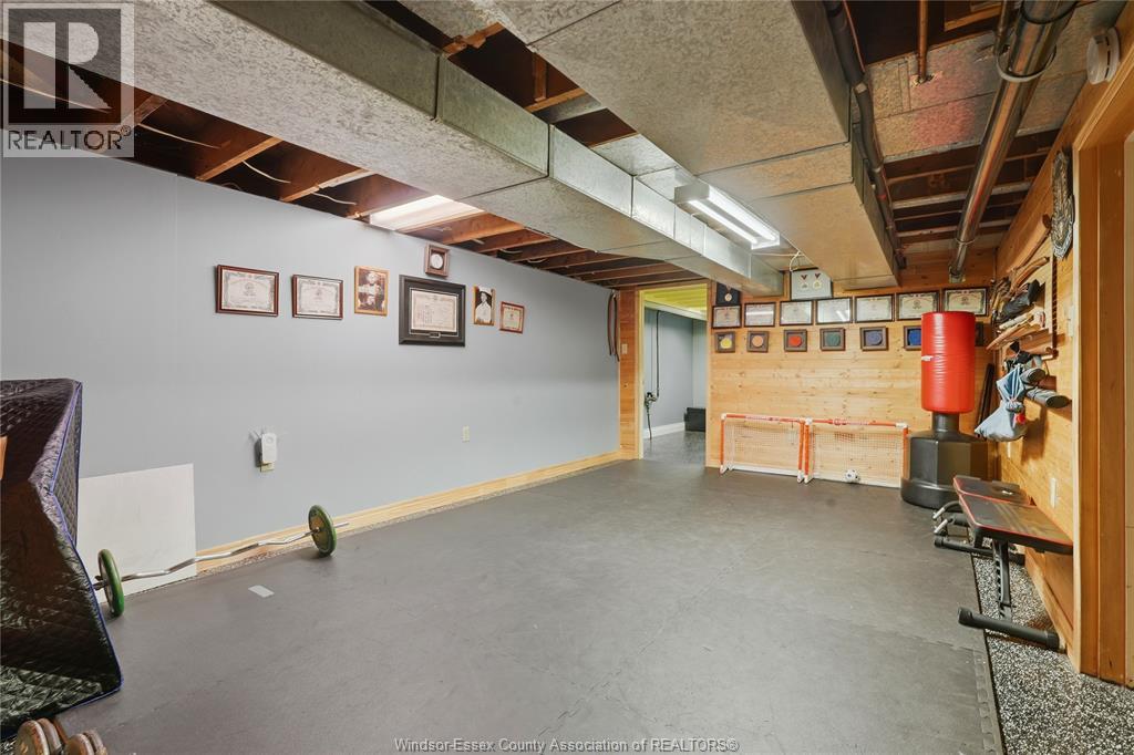 2574 Buckingham, Windsor, Ontario  N8T 2B6 - Photo 35 - 26025584