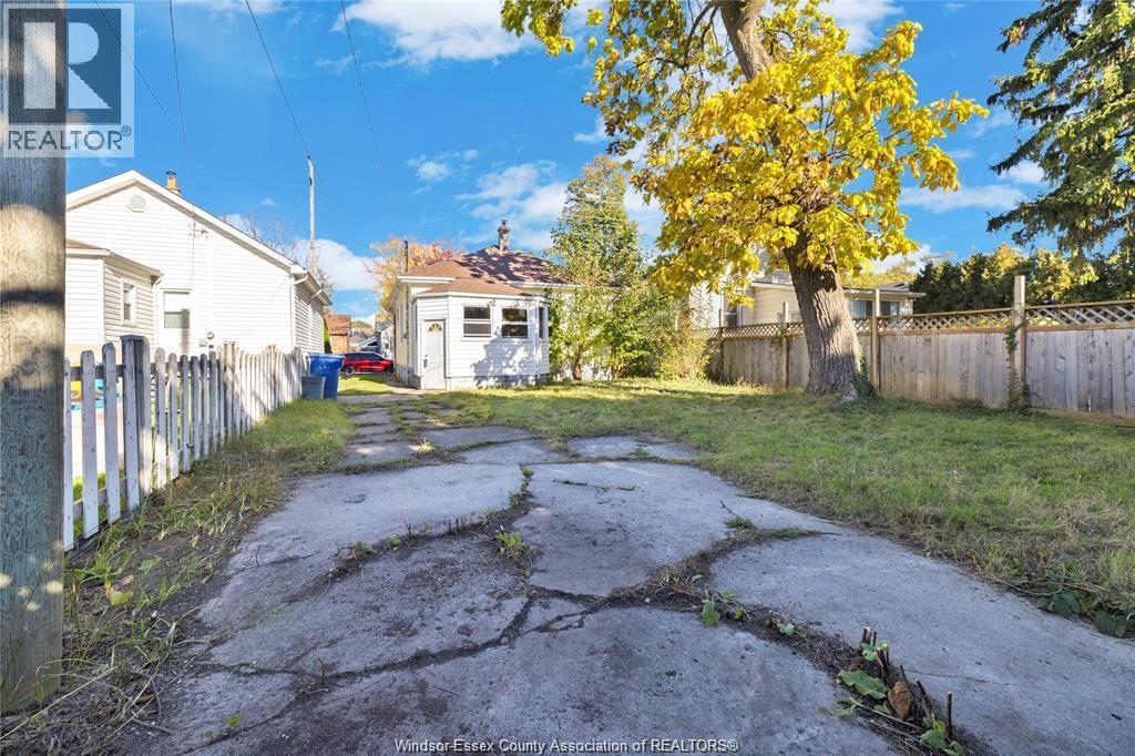 2379 George, Windsor, Ontario  N8W 4M3 - Photo 32 - 26025603