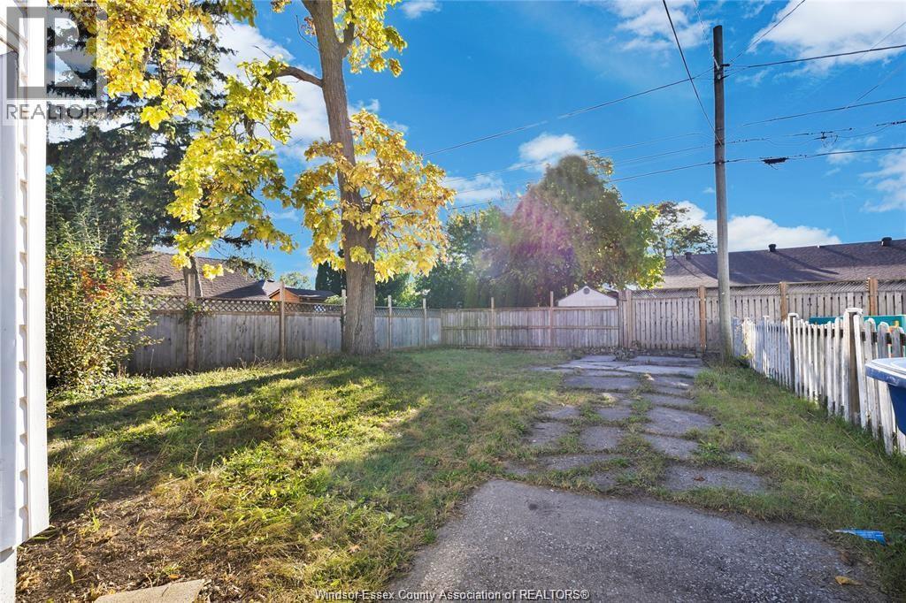 2379 George, Windsor, Ontario  N8W 4M3 - Photo 34 - 26025603