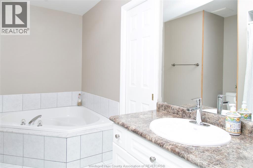 4751 Juliet Crescent, Windsor, Ontario  N9G 3B7 - Photo 17 - 26025587