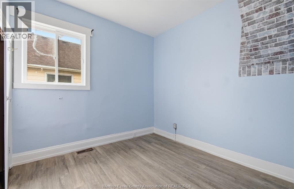 1023 Hall Avenue, Windsor, Ontario  N9A 2M6 - Photo 11 - 26025664
