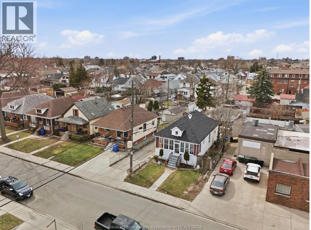 1023 Hall Avenue, Windsor, Ontario  N9A 2M6 - Photo 3 - 26025664