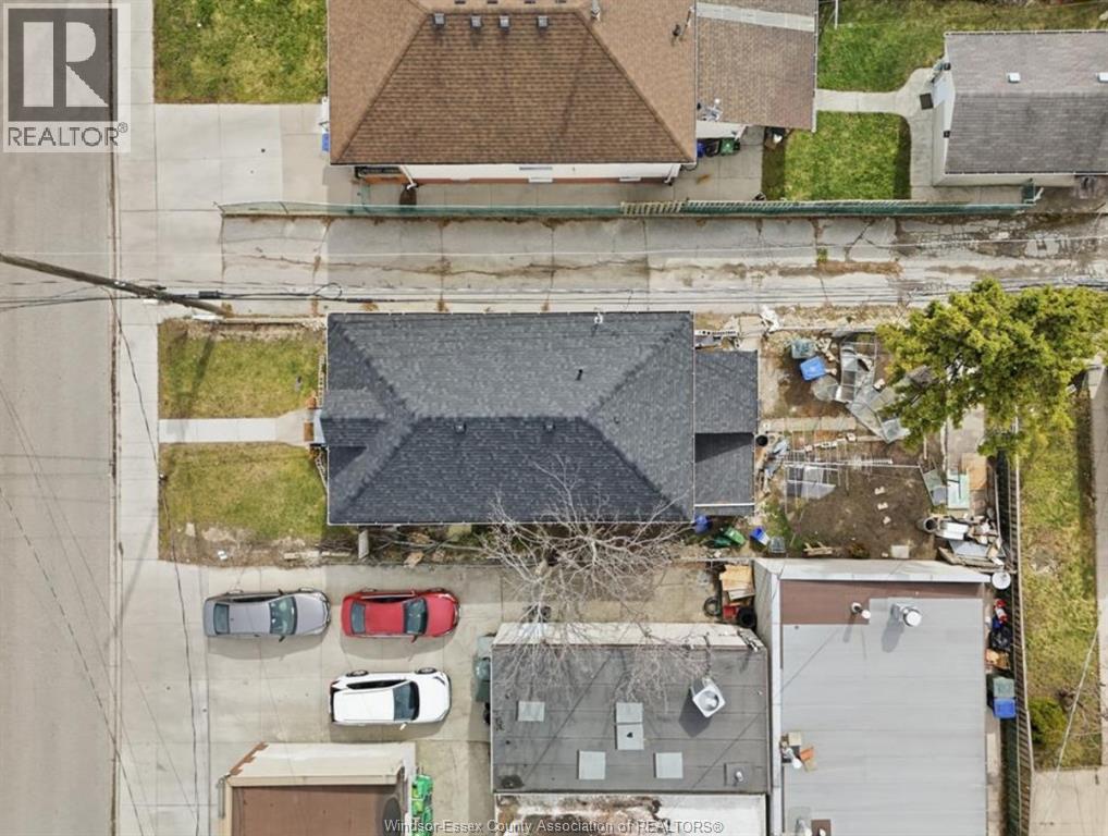 1023 Hall Avenue, Windsor, Ontario  N9A 2M6 - Photo 4 - 26025664