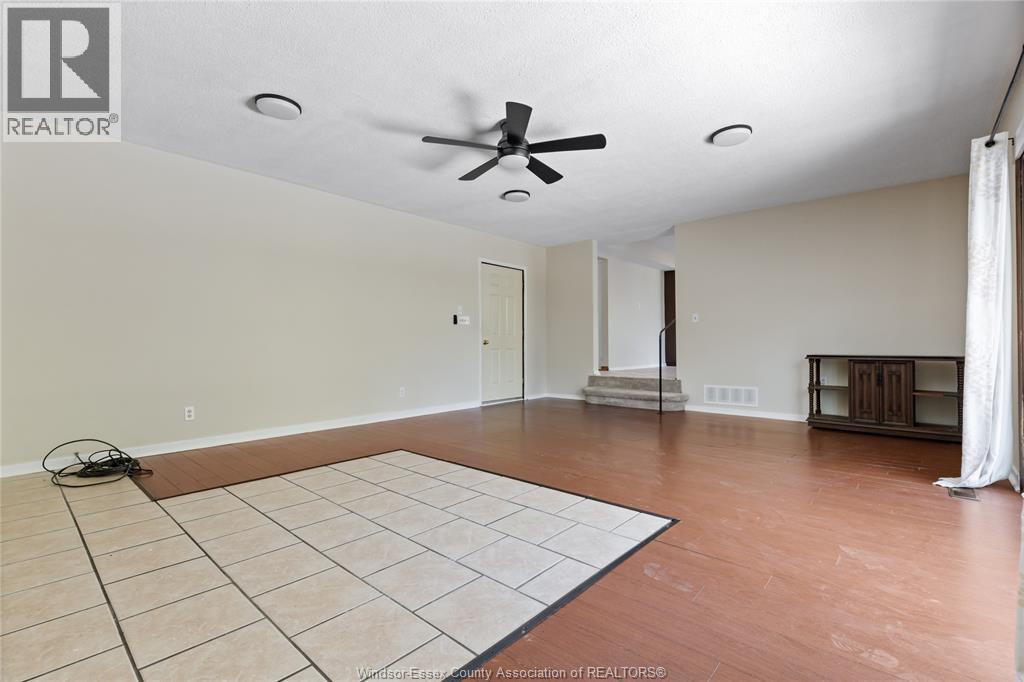 1189 Front Road North, Amherstburg, Ontario  N9V 3R3 - Photo 13 - 26025654