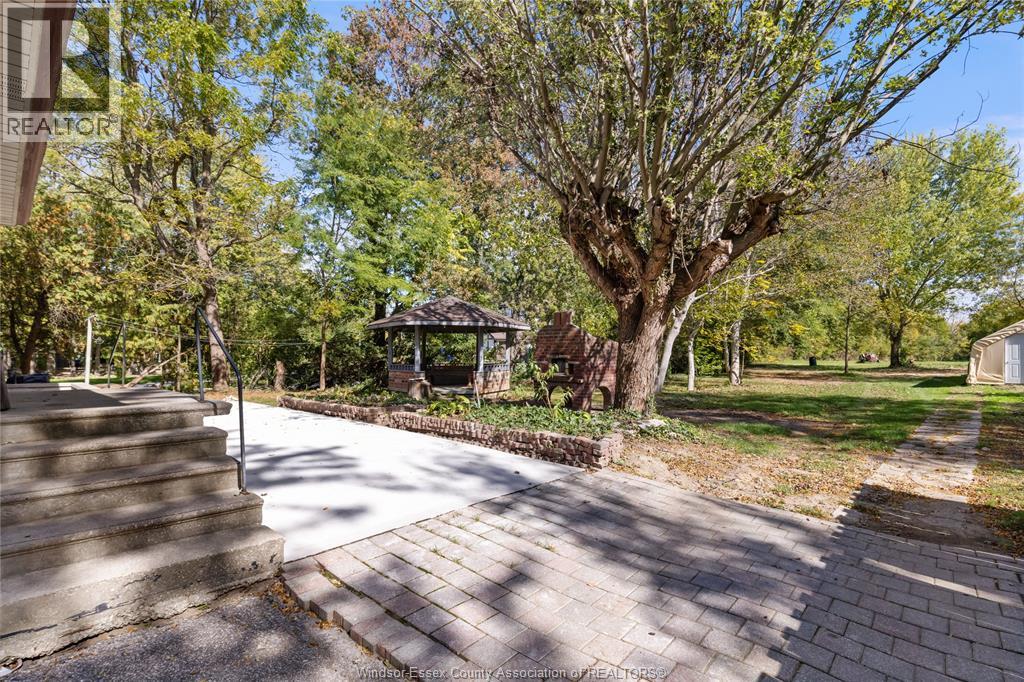 1189 Front Road North, Amherstburg, Ontario  N9V 3R3 - Photo 27 - 26025654