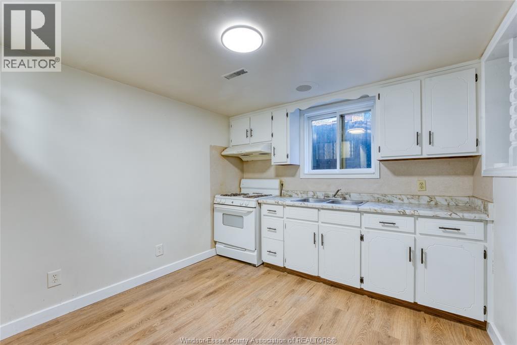2880 St. Clair Avenue, Windsor, Ontario  N9E 4B4 - Photo 21 - 26025702