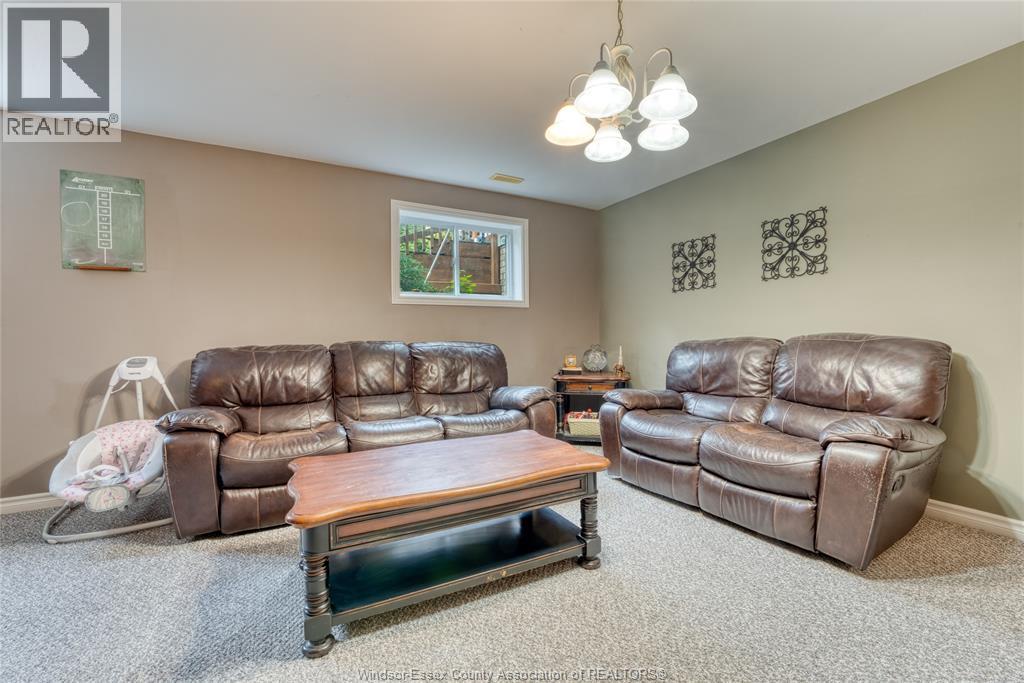1610 Chornoby Crescent, Tecumseh, Ontario  N8N 4W3 - Photo 19 - 26025755