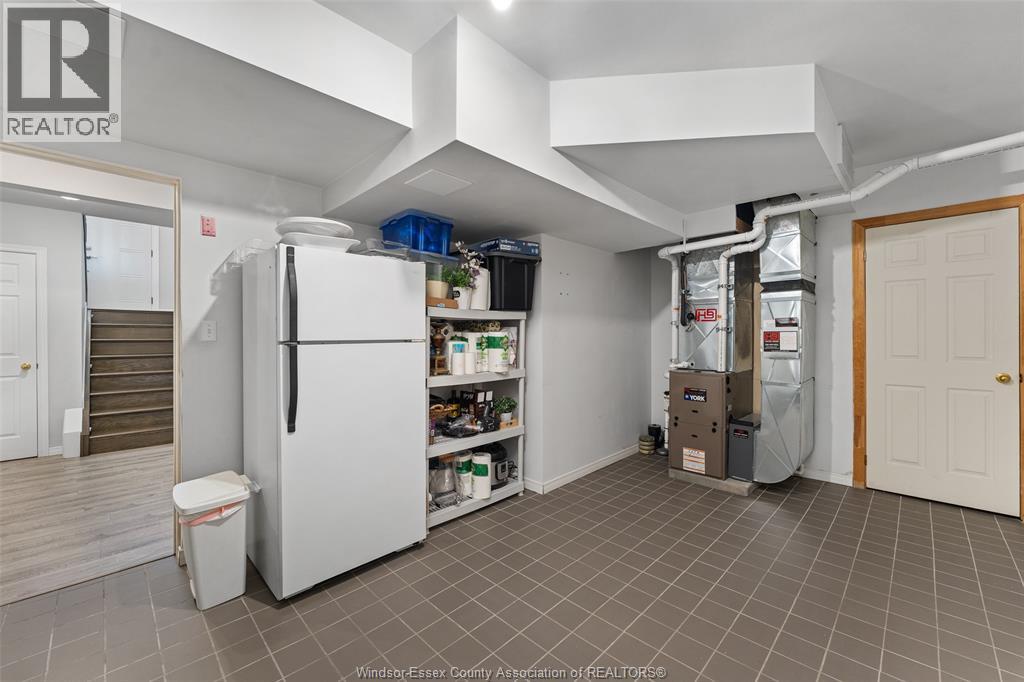 6410 Jamie Court, Lasalle, Ontario  N9J 3J1 - Photo 31 - 26025732