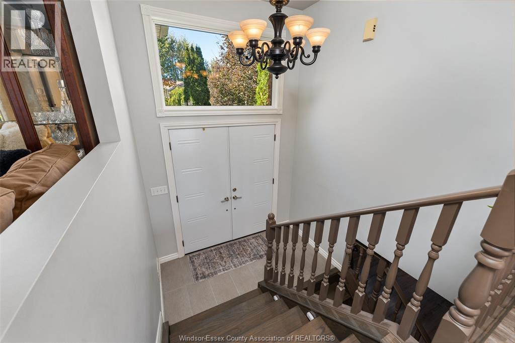 6410 Jamie Court, Lasalle, Ontario  N9J 3J1 - Photo 4 - 26025732