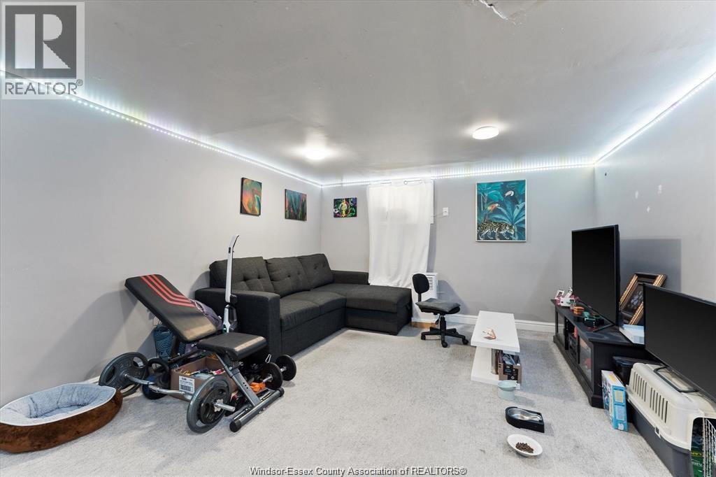 975 Parent, Windsor, Ontario  N9A 2E2 - Photo 29 - 26025817