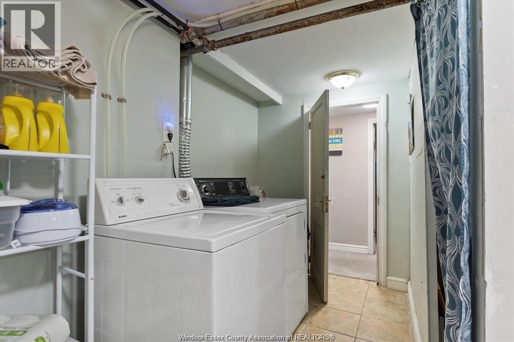 975 Parent, Windsor, Ontario  N9A 2E2 - Photo 34 - 26025817