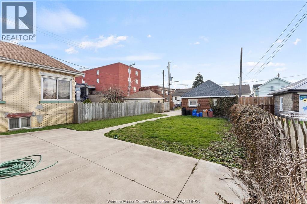 975 Parent, Windsor, Ontario  N9A 2E2 - Photo 36 - 26025817
