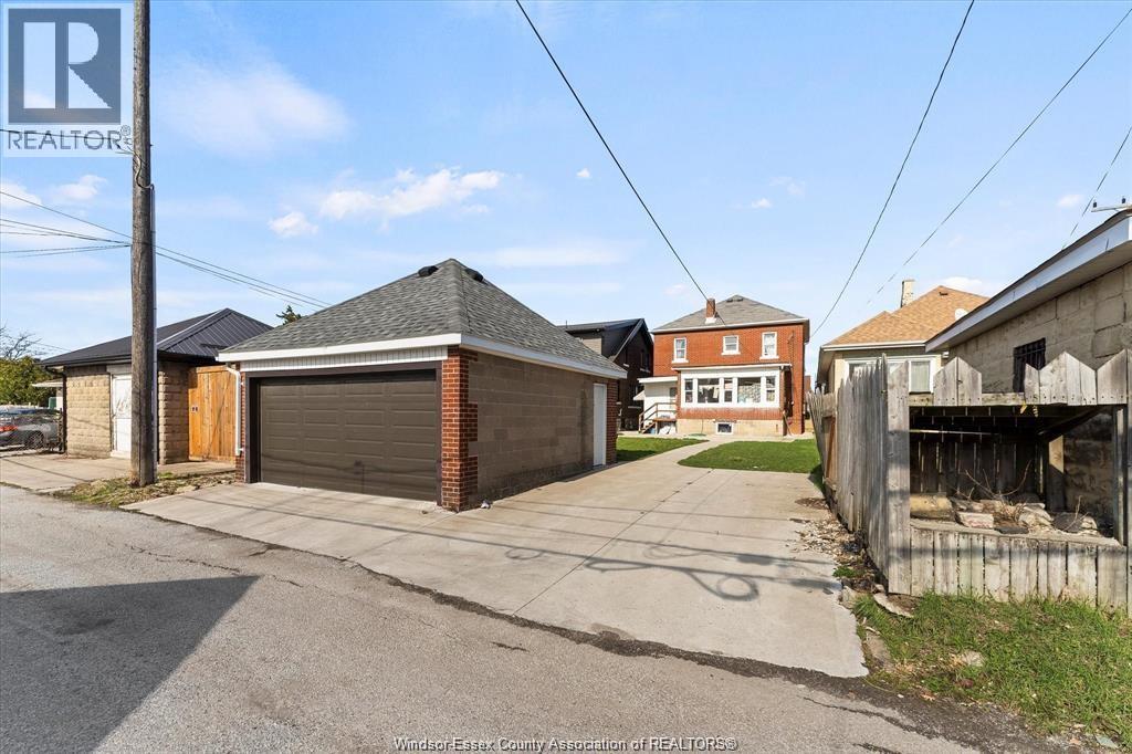 975 Parent, Windsor, Ontario  N9A 2E2 - Photo 38 - 26025817