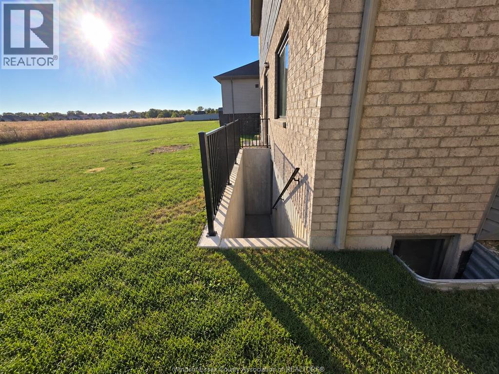 109 Kingsbridge Drive, Amherstburg, Ontario  N9V 0G8 - Photo 33 - 26025786