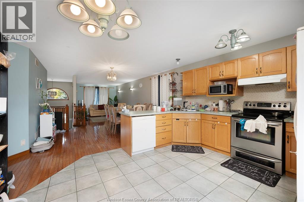 2314 St Clair Avenue, Windsor, Ontario  N9E 4S7 - Photo 14 - 26025927