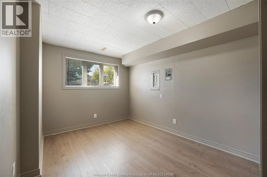 2314 St Clair Avenue, Windsor, Ontario  N9E 4S7 - Photo 31 - 26025927
