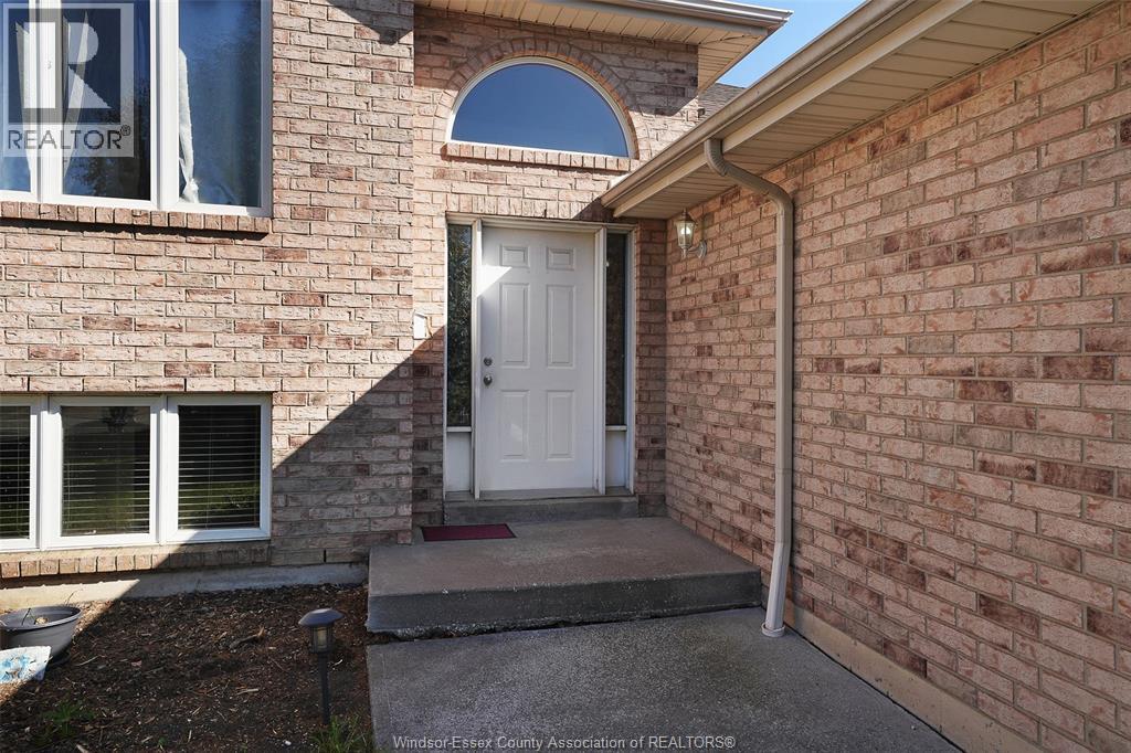 2314 St Clair Avenue, Windsor, Ontario  N9E 4S7 - Photo 5 - 26025927