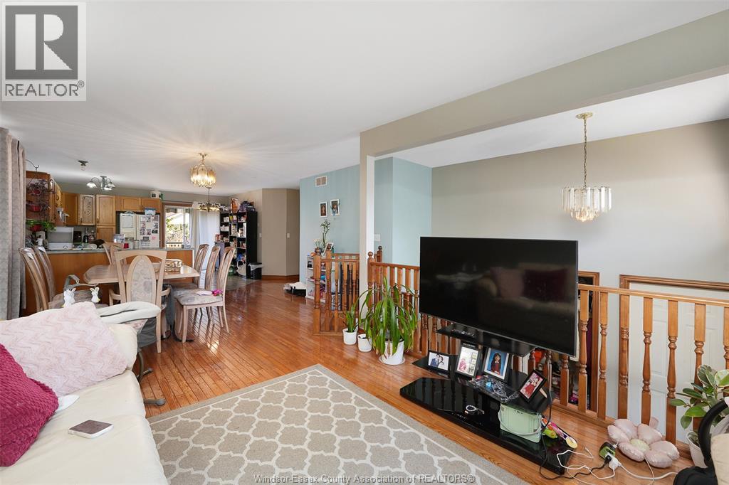2314 St Clair Avenue, Windsor, Ontario  N9E 4S7 - Photo 9 - 26025927