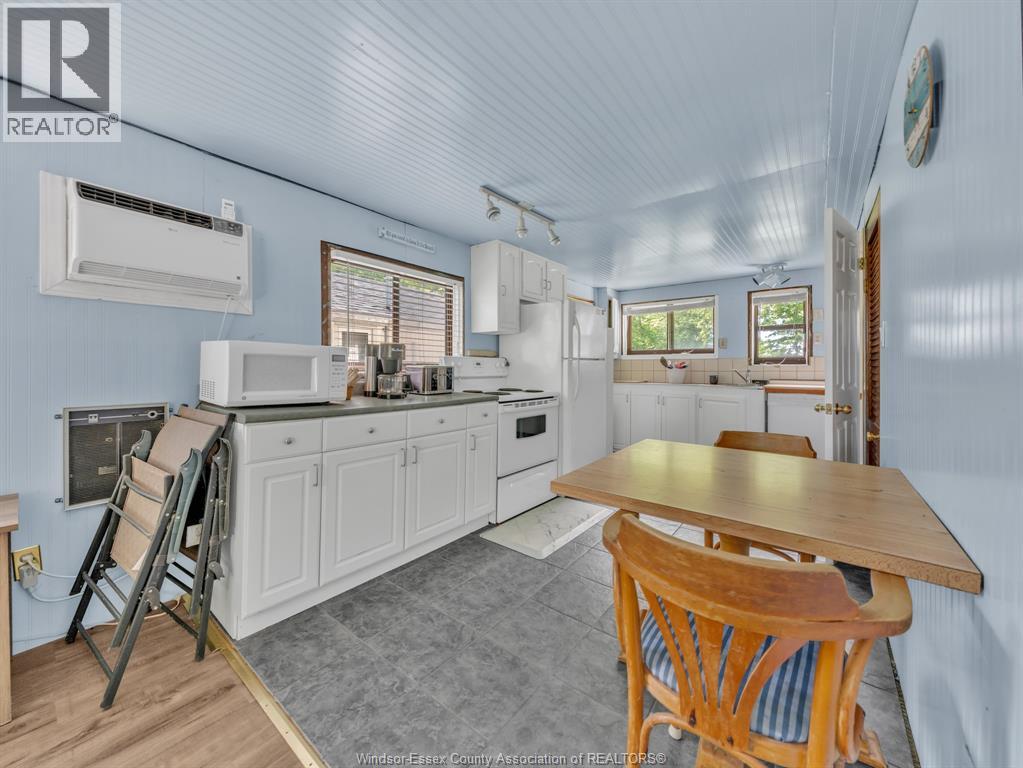 126 Pleasure Beach, Harrow, Ontario  N0R 1G0 - Photo 14 - 26025830