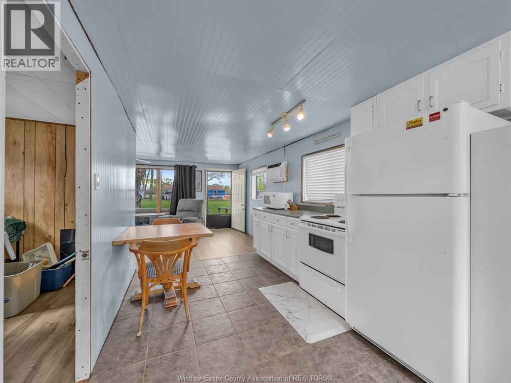 126 Pleasure Beach, Harrow, Ontario  N0R 1G0 - Photo 32 - 26025830