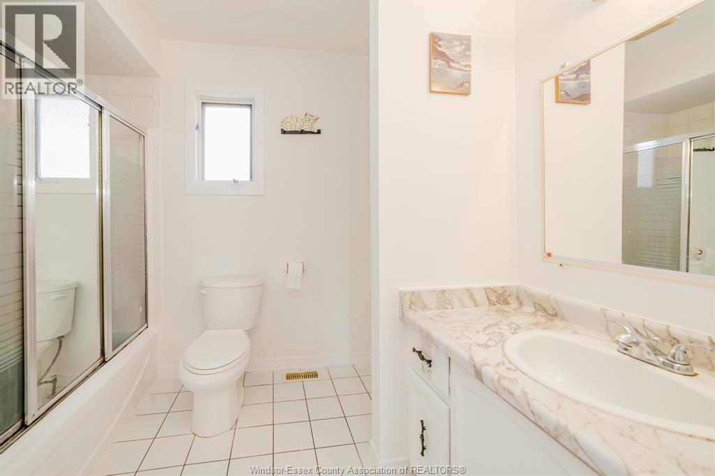 3444 Hemlock, Windsor, Ontario  N8R 1Z9 - Photo 15 - 26025940