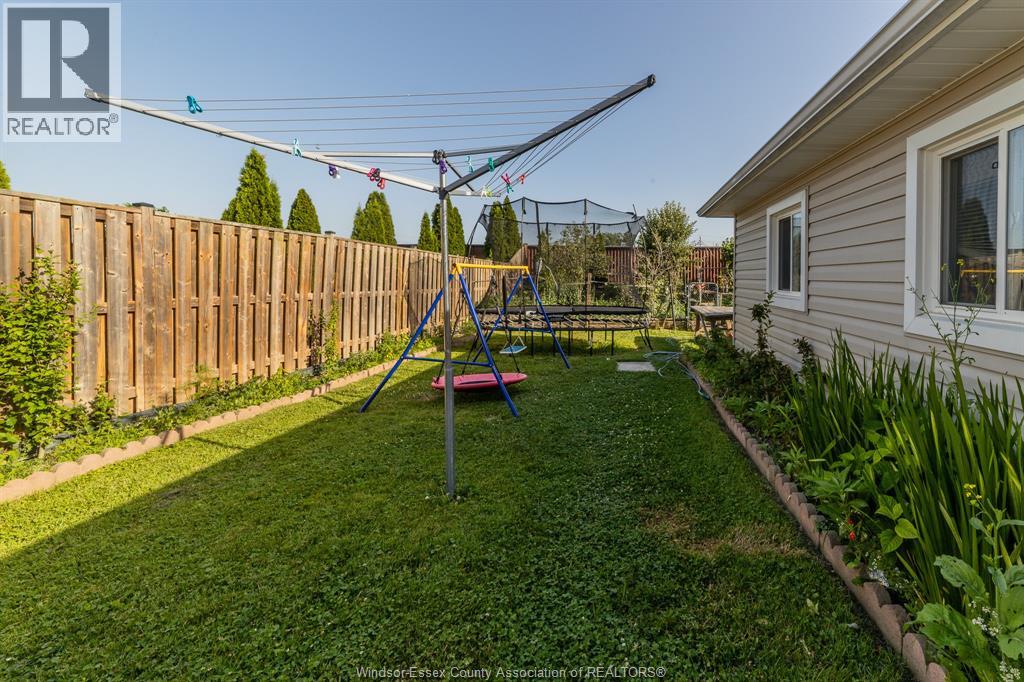 3444 Hemlock, Windsor, Ontario  N8R 1Z9 - Photo 20 - 26025940