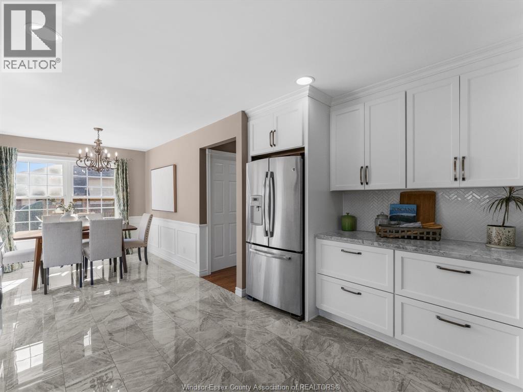 4180 Marlo Court, Windsor, Ontario  N9G 2V3 - Photo 8 - 26026060