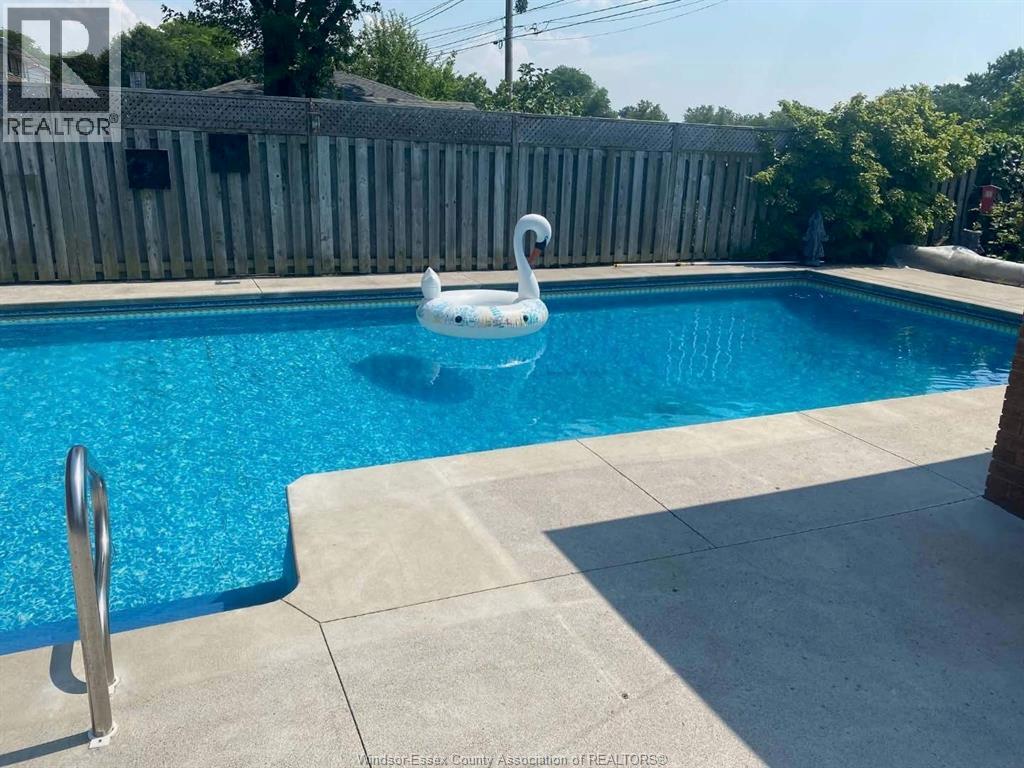 1117 Coventry, Windsor, Ontario  N8S 2W8 - Photo 31 - 26026052