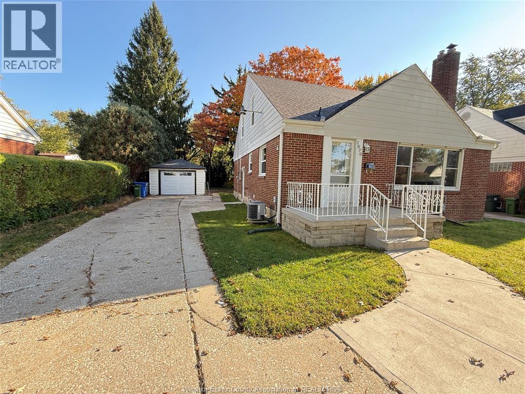 2870 Alexandra Avenue, Windsor, Ontario  N9E 2J7 - Photo 4 - 26025883