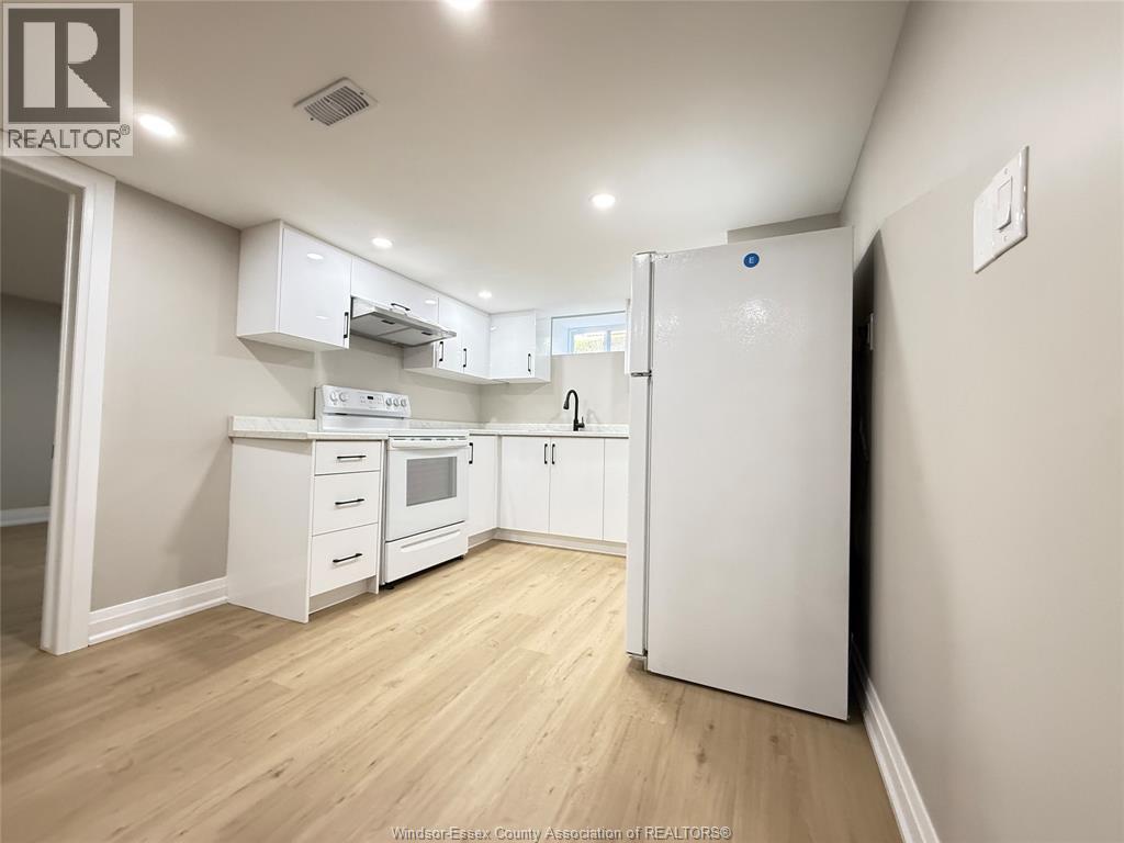 2870 Alexandra Avenue, Windsor, Ontario  N9E 2J7 - Photo 43 - 26025883