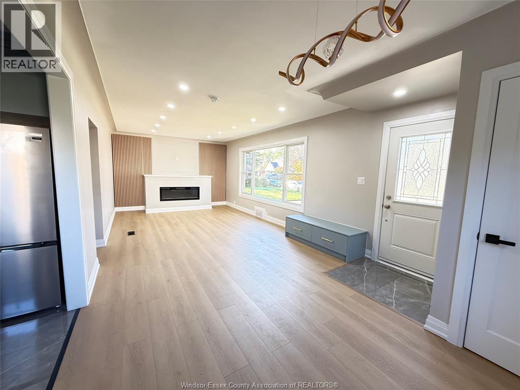 2870 Alexandra Avenue, Windsor, Ontario  N9E 2J7 - Photo 7 - 26025883