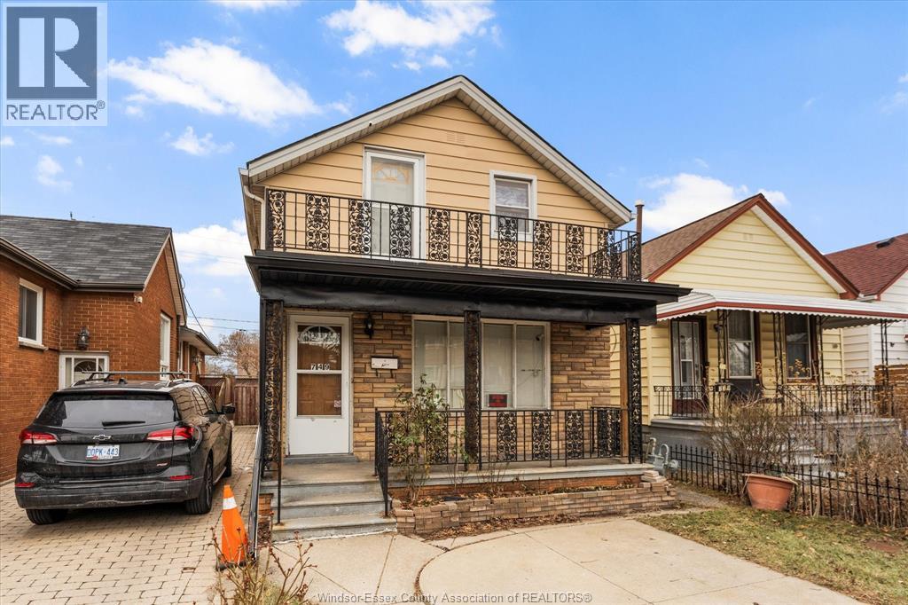 749 Glengarry Avenue, Windsor, Ontario  N9A 1R4 - Photo 2 - 26026276