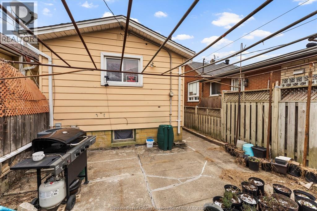749 Glengarry Avenue, Windsor, Ontario  N9A 1R4 - Photo 31 - 26026276