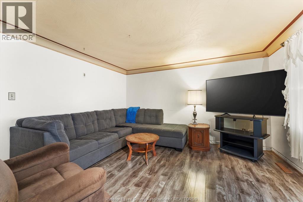 749 Glengarry Avenue, Windsor, Ontario  N9A 1R4 - Photo 6 - 26026276