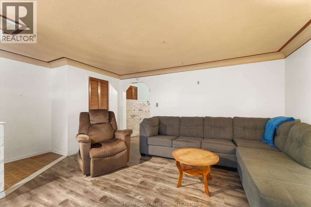 749 Glengarry Avenue, Windsor, Ontario  N9A 1R4 - Photo 8 - 26026276