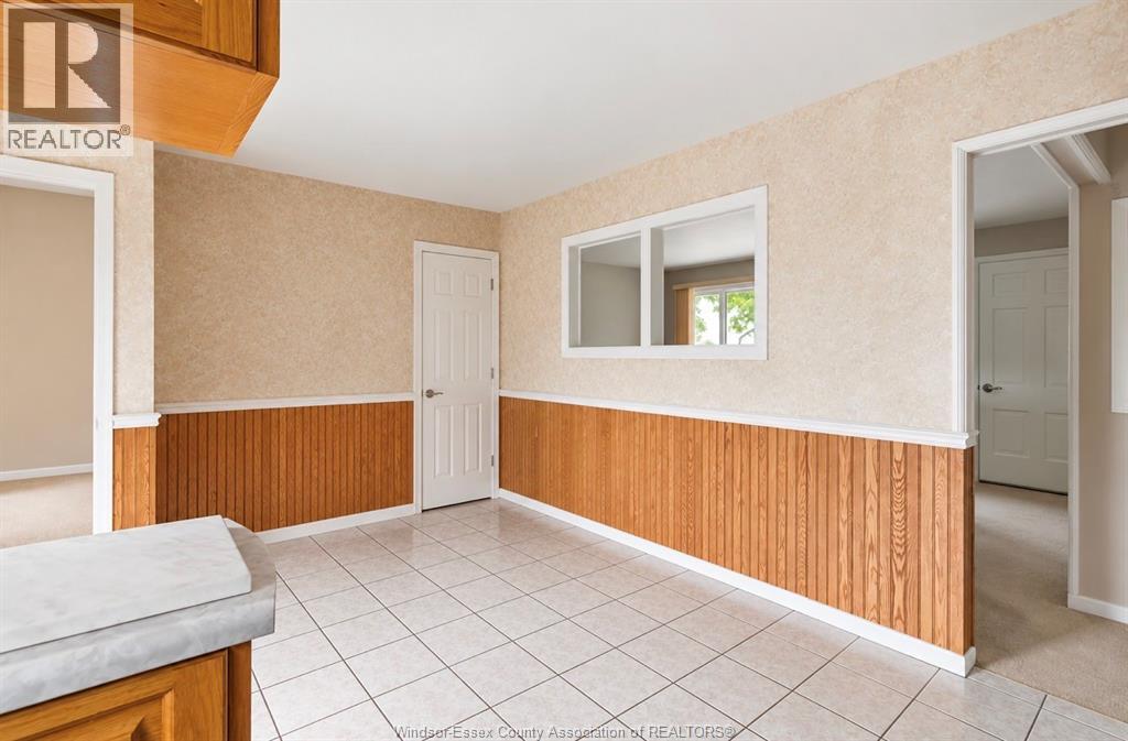 2530 St . Alphonse Avenue, Tecumseh, Ontario  N8N 2X4 - Photo 17 - 26026290