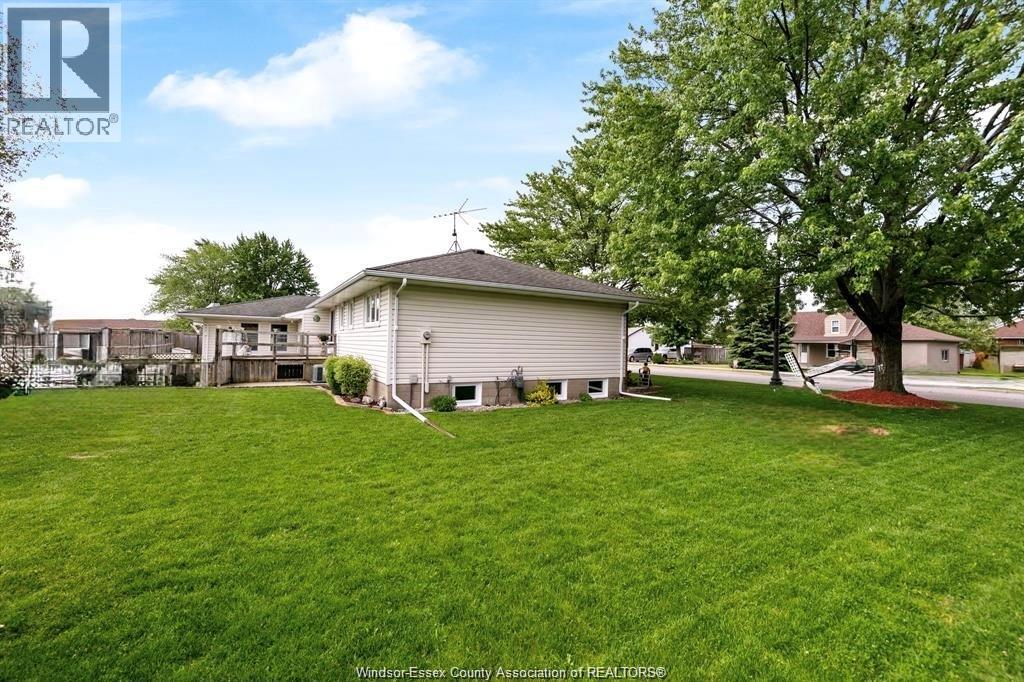 2530 St . Alphonse Avenue, Tecumseh, Ontario  N8N 2X4 - Photo 29 - 26026290