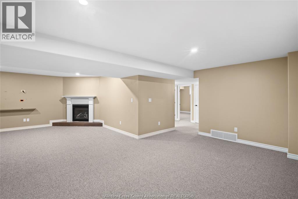 384 Boismier, Lasalle, Ontario  N9J 0B8 - Photo 18 - 26026300
