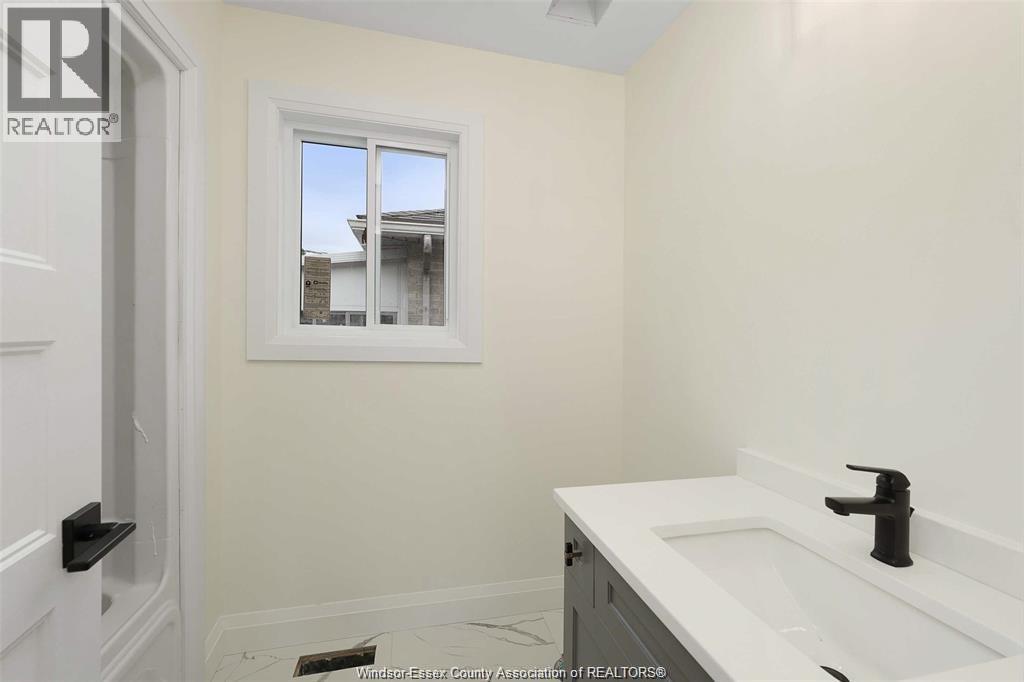3294 Riberdy, Windsor, Ontario  N8W 3T9 - Photo 10 - 26026317