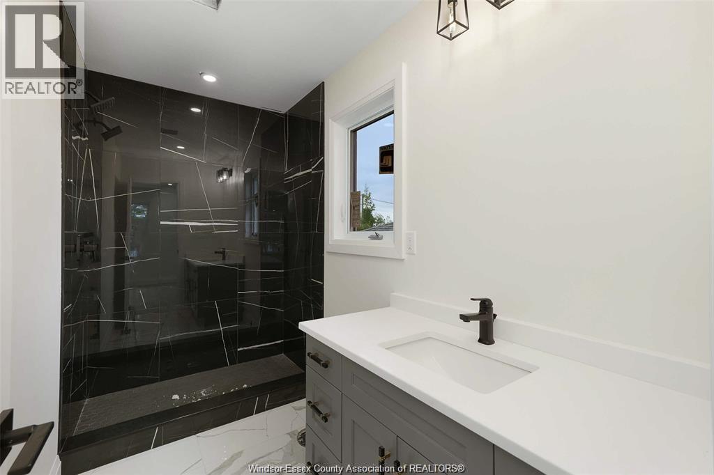 3294 Riberdy, Windsor, Ontario  N8W 3T9 - Photo 13 - 26026317