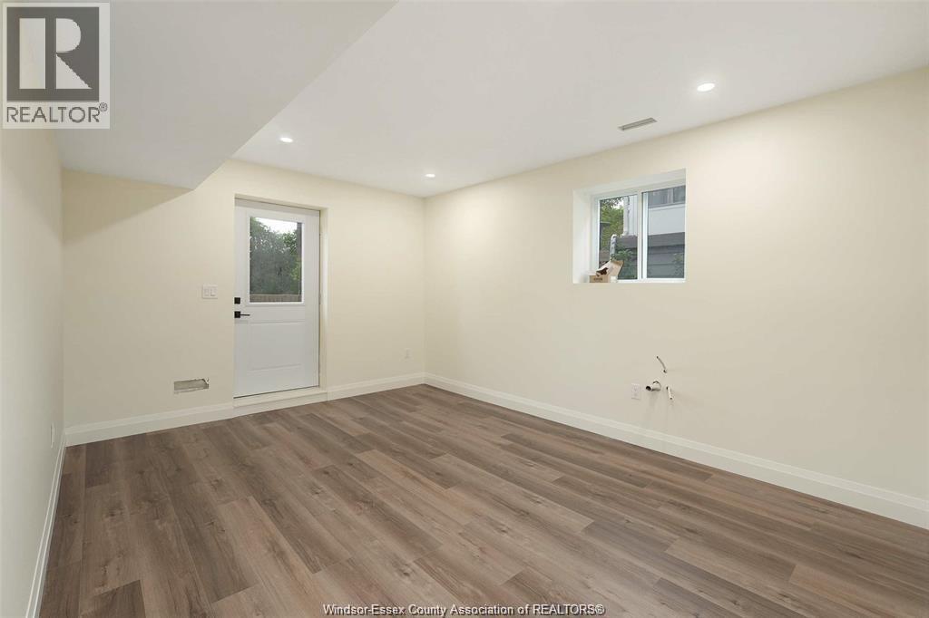 3294 Riberdy, Windsor, Ontario  N8W 3T9 - Photo 18 - 26026317