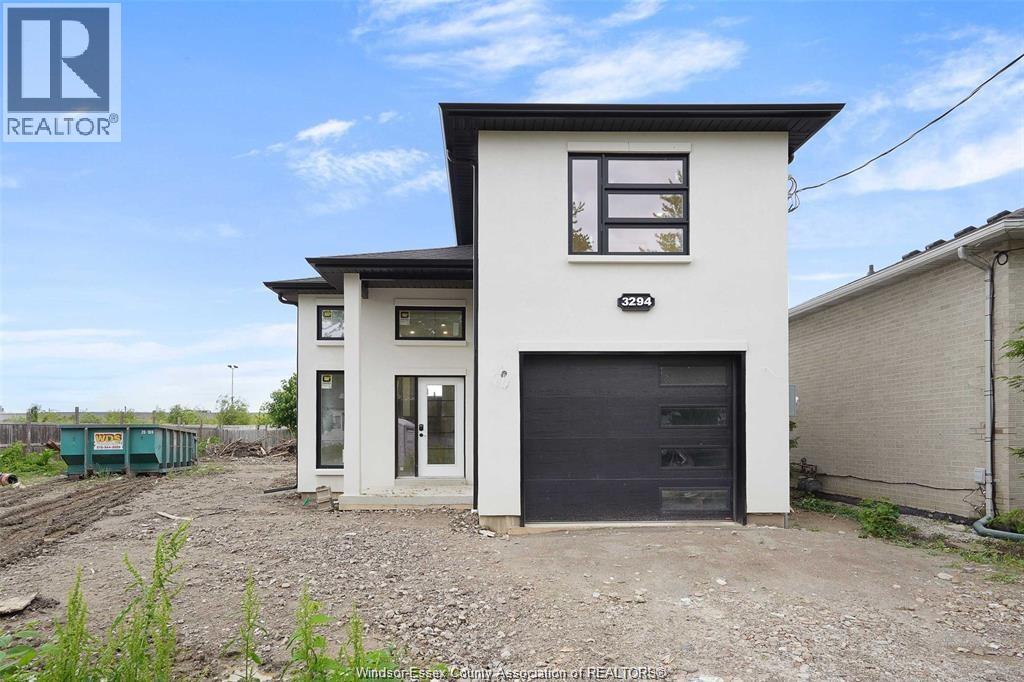 3294 Riberdy, Windsor, Ontario  N8W 3T9 - Photo 2 - 26026317