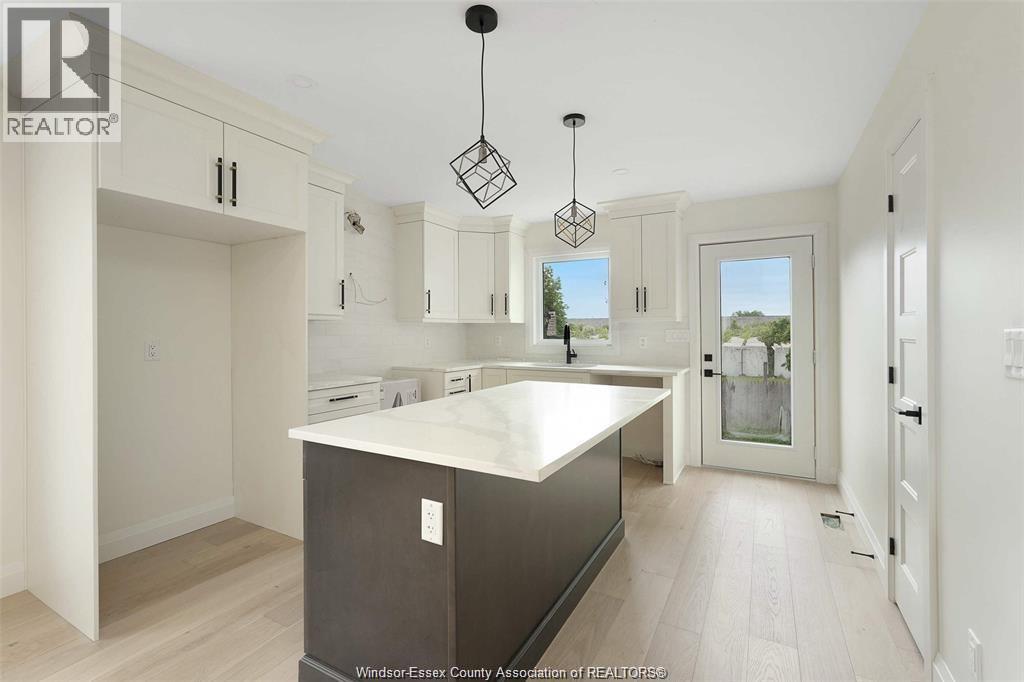 3294 Riberdy, Windsor, Ontario  N8W 3T9 - Photo 6 - 26026317